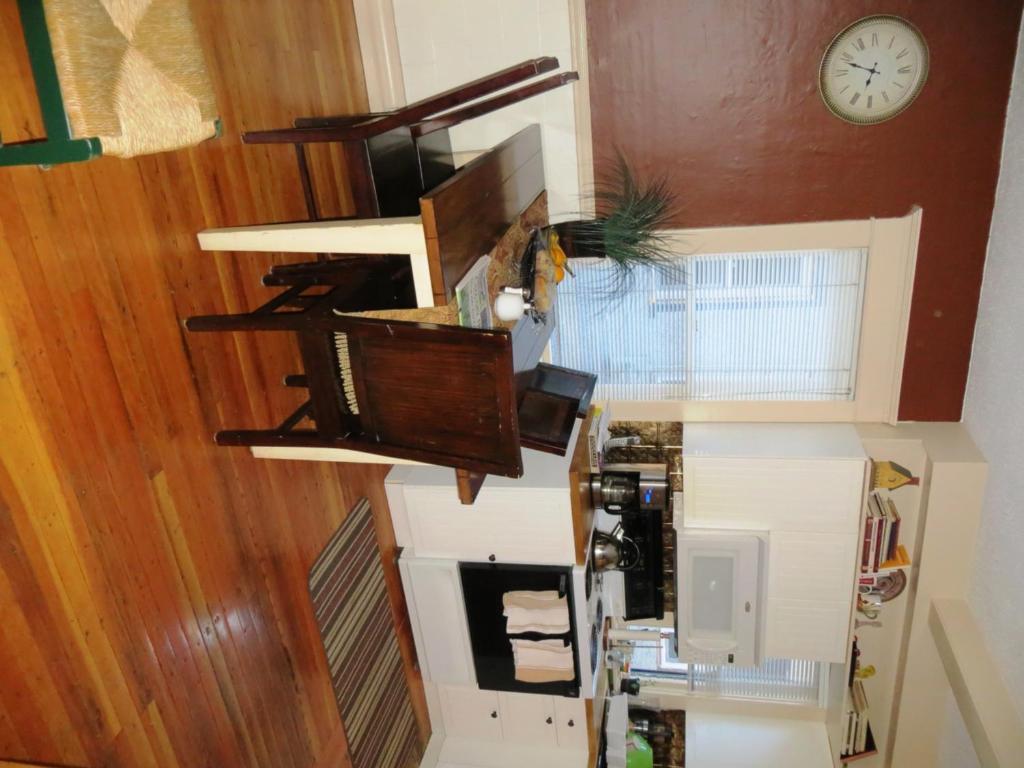 River Lee Executive Bed And Breakfast YYC Dış mekan fotoğraf